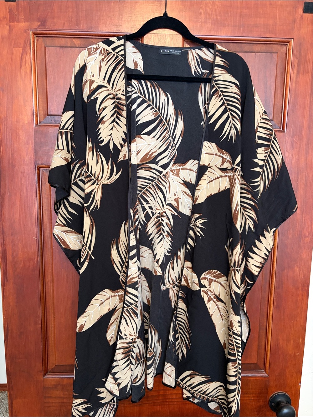SHEIN Black and Beige Tropical Leaf Kimono